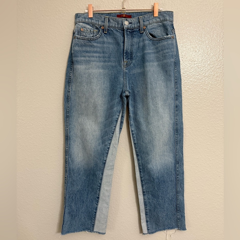 7 For All Mankind The Kiki with Raw Hem in Vintage Wythe Cropped Ankle Jeans - Picture 2 of 12